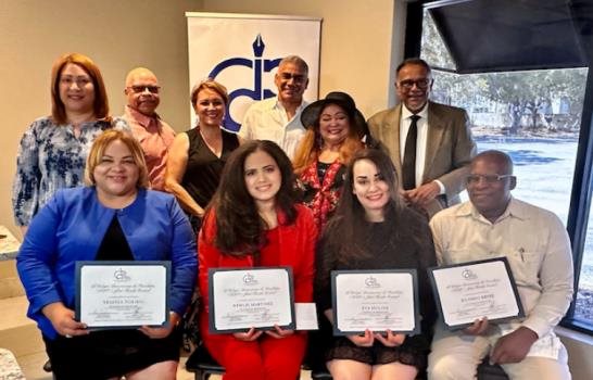 Periodistas dominicanos en Orlando, Florida, celebran su día reconociendo a cuatro colegas