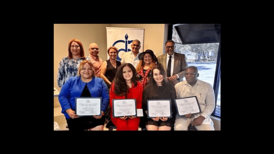 Periodistas dominicanos en Orlando, Florida, celebran su día reconociendo a cuatro colegas