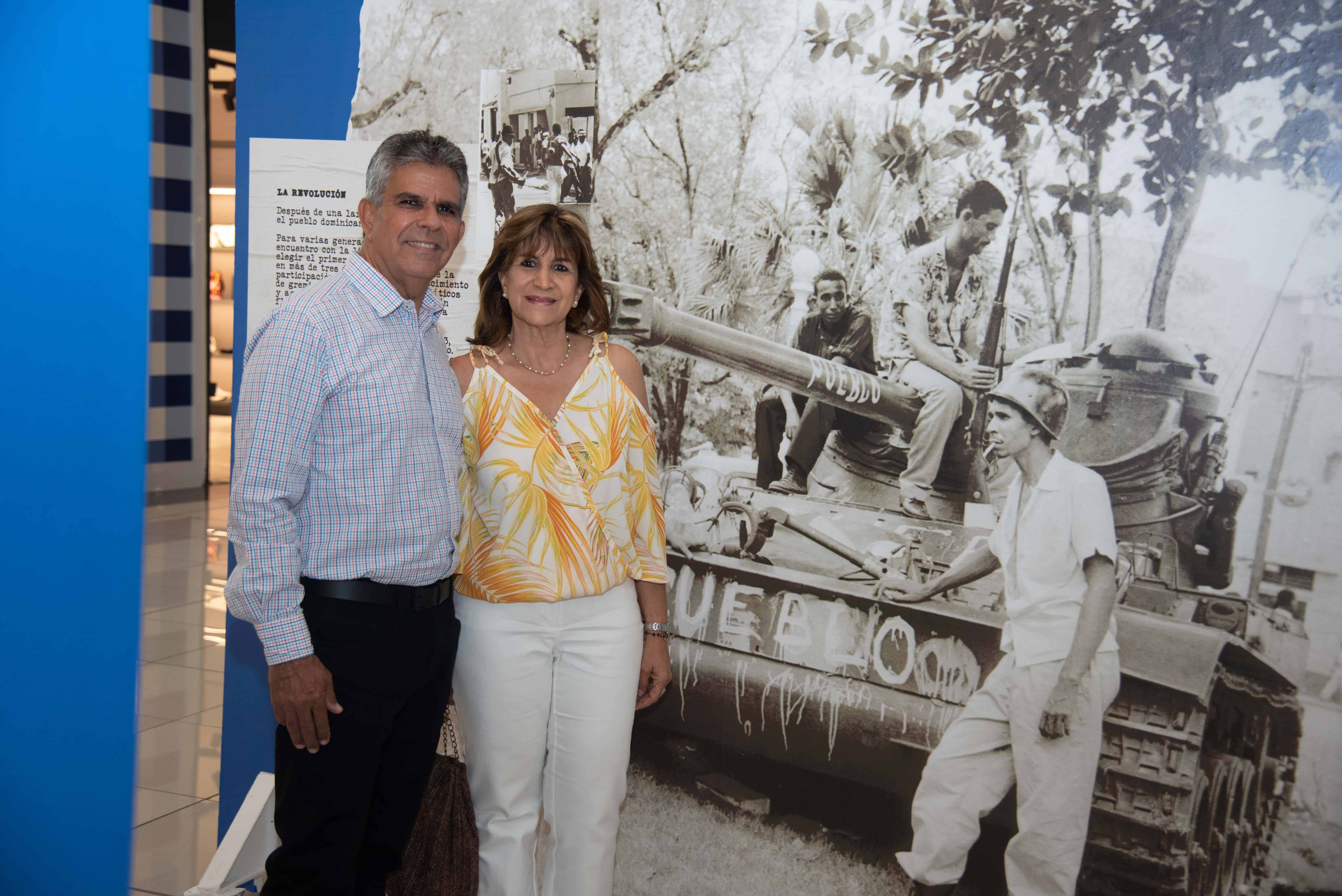 Raúl González Mirabal y Ana Amaya De González
