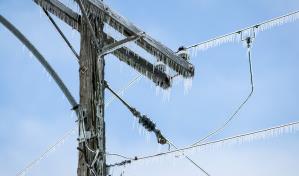 Tormenta de hielo deja sin luz a casi 600,000 hogares y decenas de vuelos cancelados en Canad&aacute;