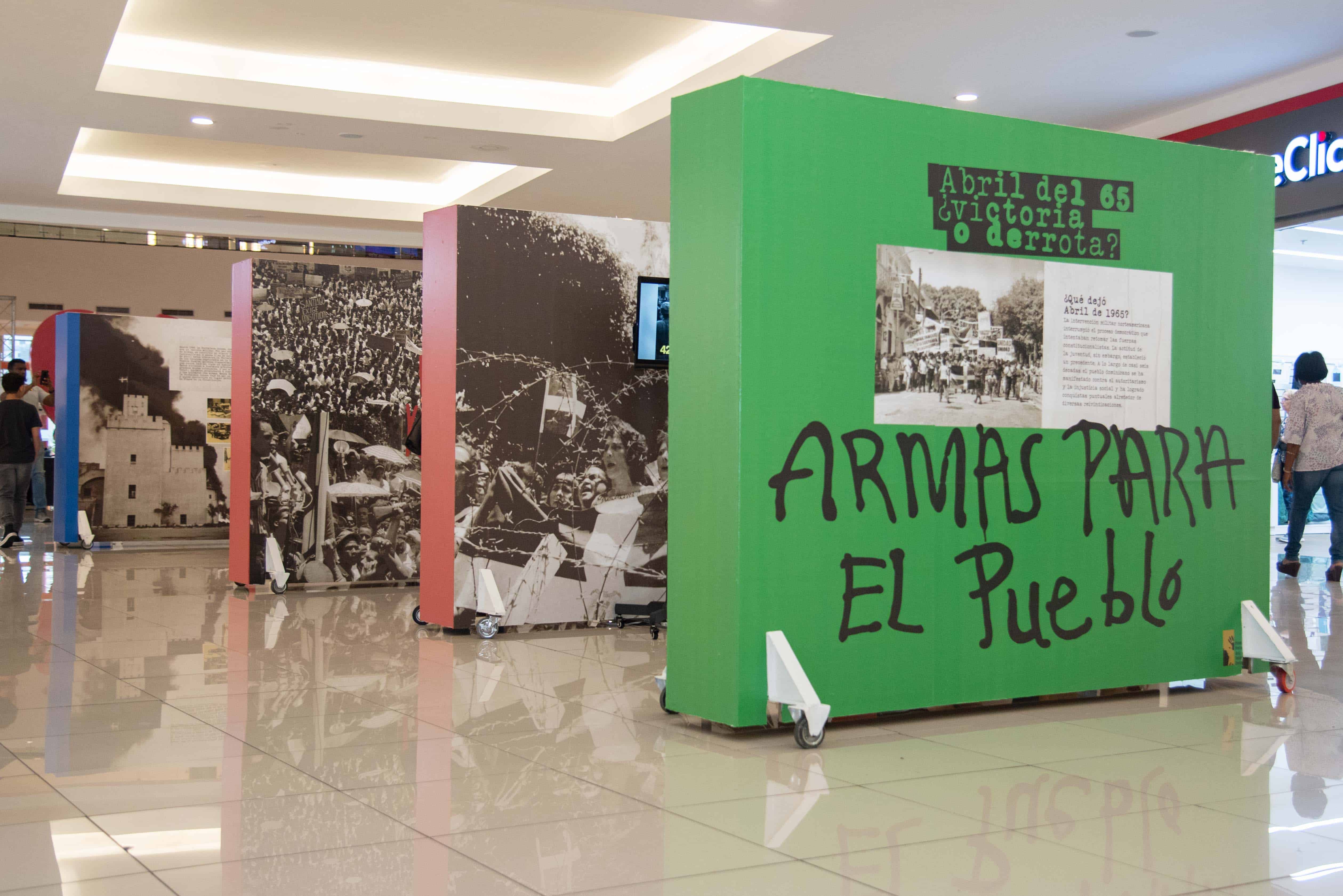 Exposición “Armas para el pueblo”.
