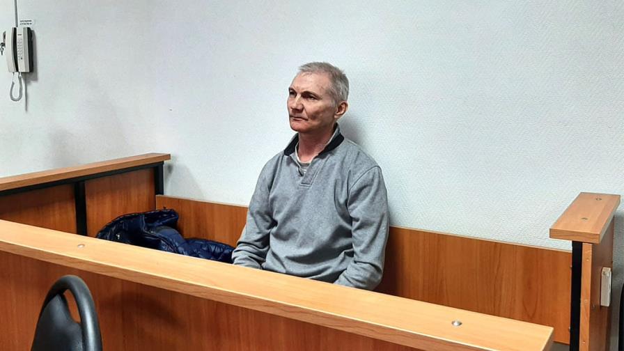 Rusia: sin noticias del padre de la adolescente que hizo un dibujo en apoyo de Ucrania Rusia: sin noticias del padre de la adolescente que hizo un dibujo en apoyo de Ucrania