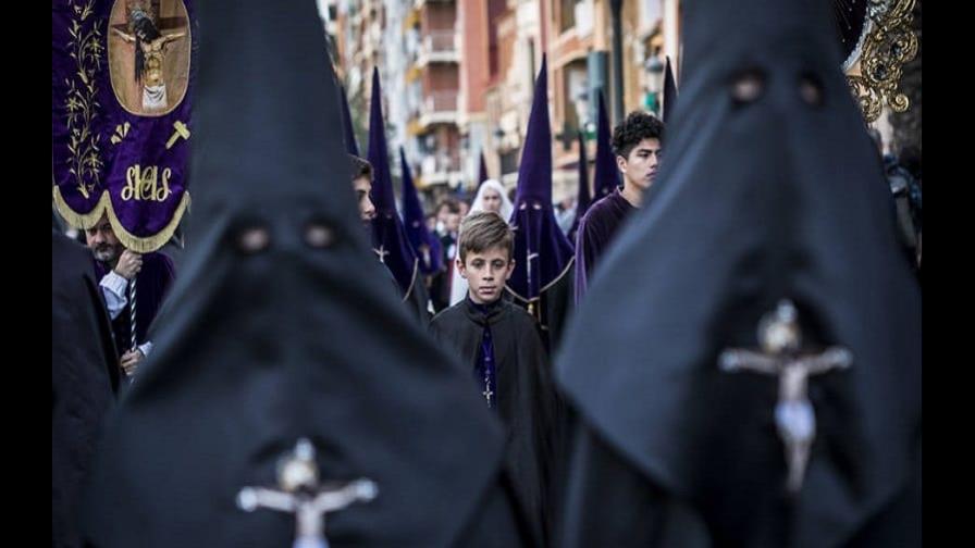 ¿Conoces el origen de las caperuzas en Semana Santa? ¿Conoces el origen de las caperuzas en Semana Santa?