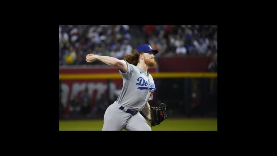 May impresiona y Dodgers se imponen a Diamondbacks