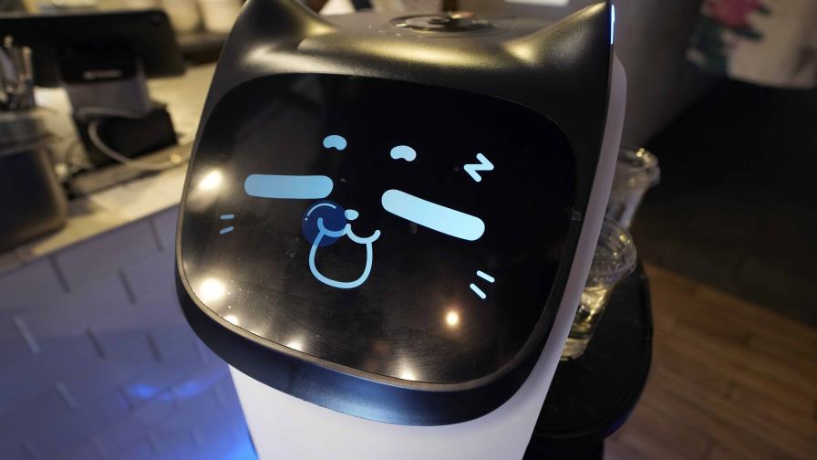 Algunos restaurantes ven robots camareros en el futuro