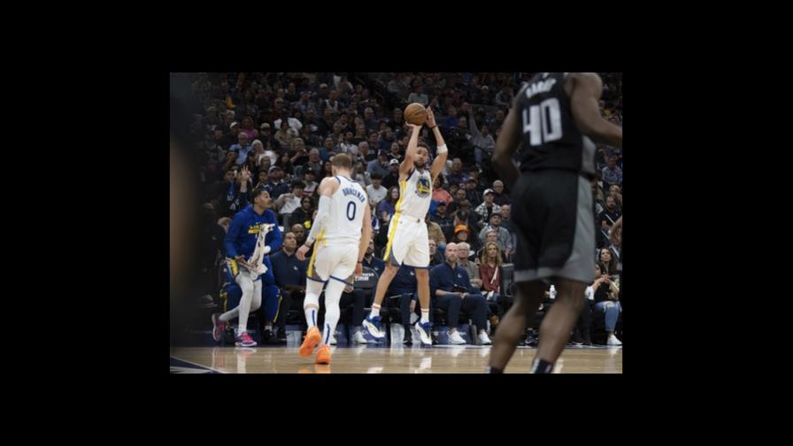 Warriors vencen a Kings y se acercan a postemporada