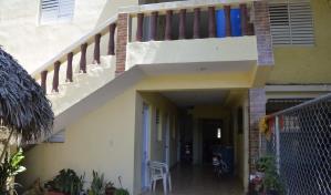 Madre y abuela de bebé raptada en Mao creen que delincuentes querían dinero