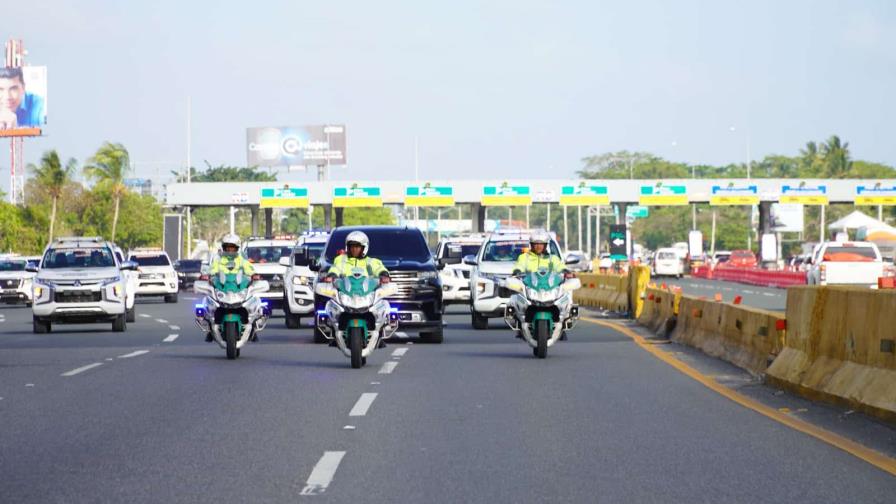 Vacacionistas retornan a la ciudad entre los carreteos de la Digesett