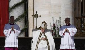 El papa ruega por la paz en Ucrania y Jerusalén en su mensaje de Pascua