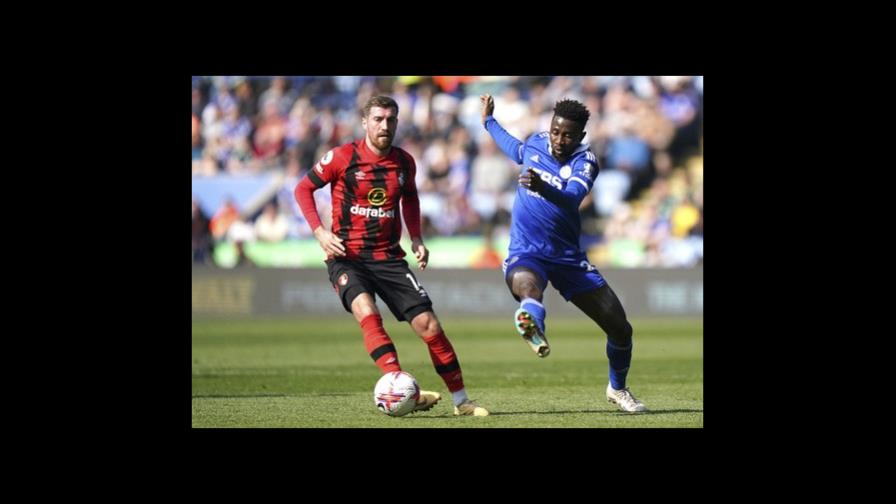 Leicester contrata a Dean Smith hasta el final de temporada