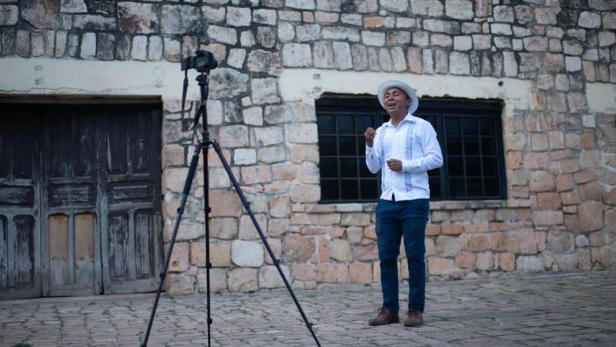 Santos Tuz, el tiktoker mexicano que busca enaltecer la lengua maya