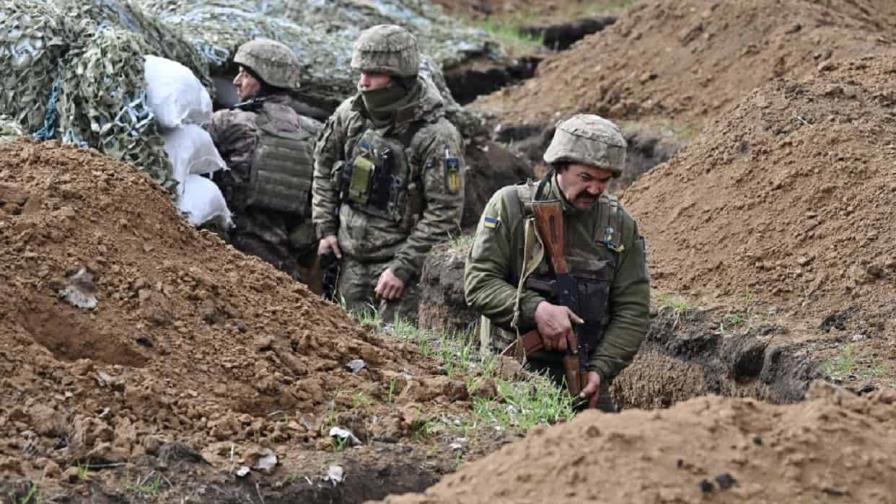 Ucrania y Rusia canjean a un centenar de prisioneros de cada lado