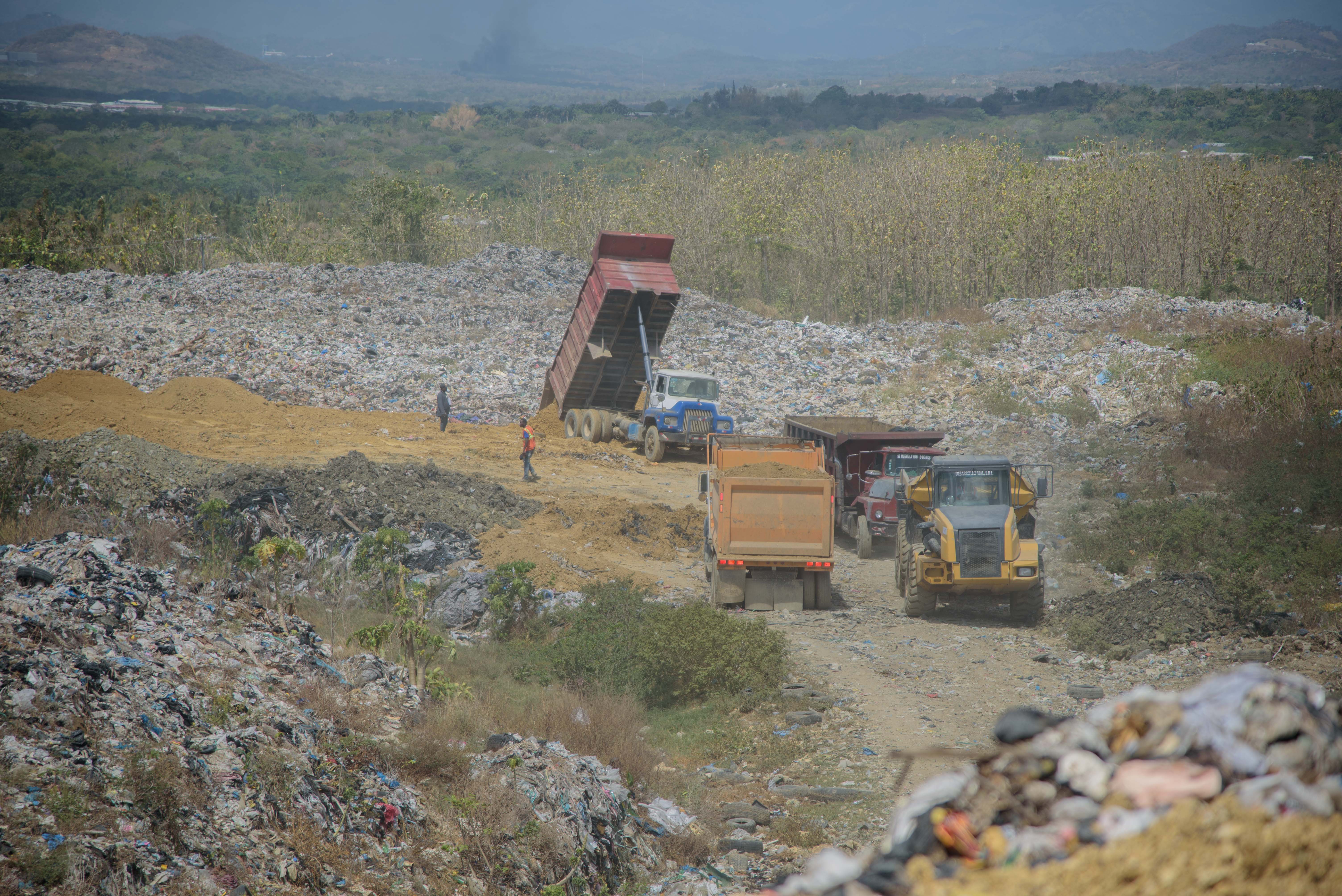 Cada día llevan alrdedor de 4,500 a 5,000 toneladas de residuos a Duquesa
