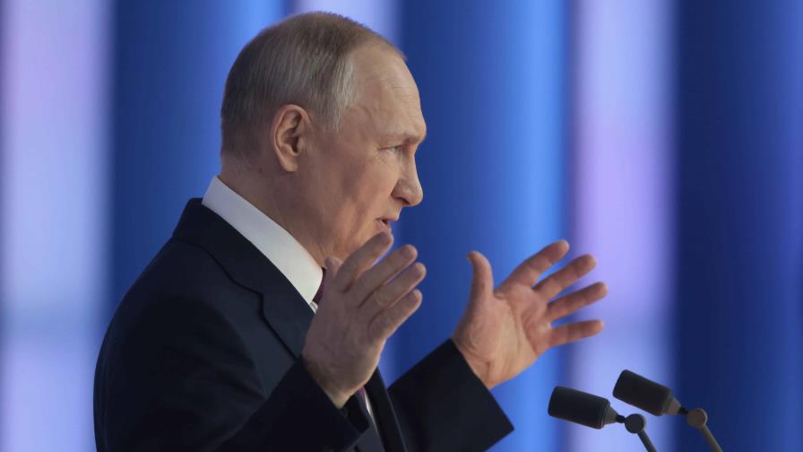 Putin asegura que los ingresos al presupuesto por crudo y gas se normalizarán
