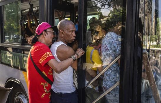 Es catastrófico: crisis de abastecimiento de gasolina semiparaliza el transporte en Cuba