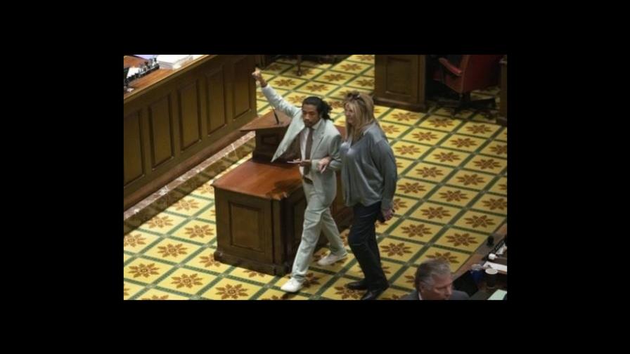 Uno de los legisladores expulsados volverá al Capitolio de Tennessee Uno de los legisladores expulsados volverá al Capitolio de Tennessee