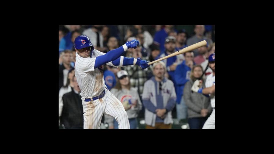 Castillo lanzó bien en el revés de los Marineros en Chicago