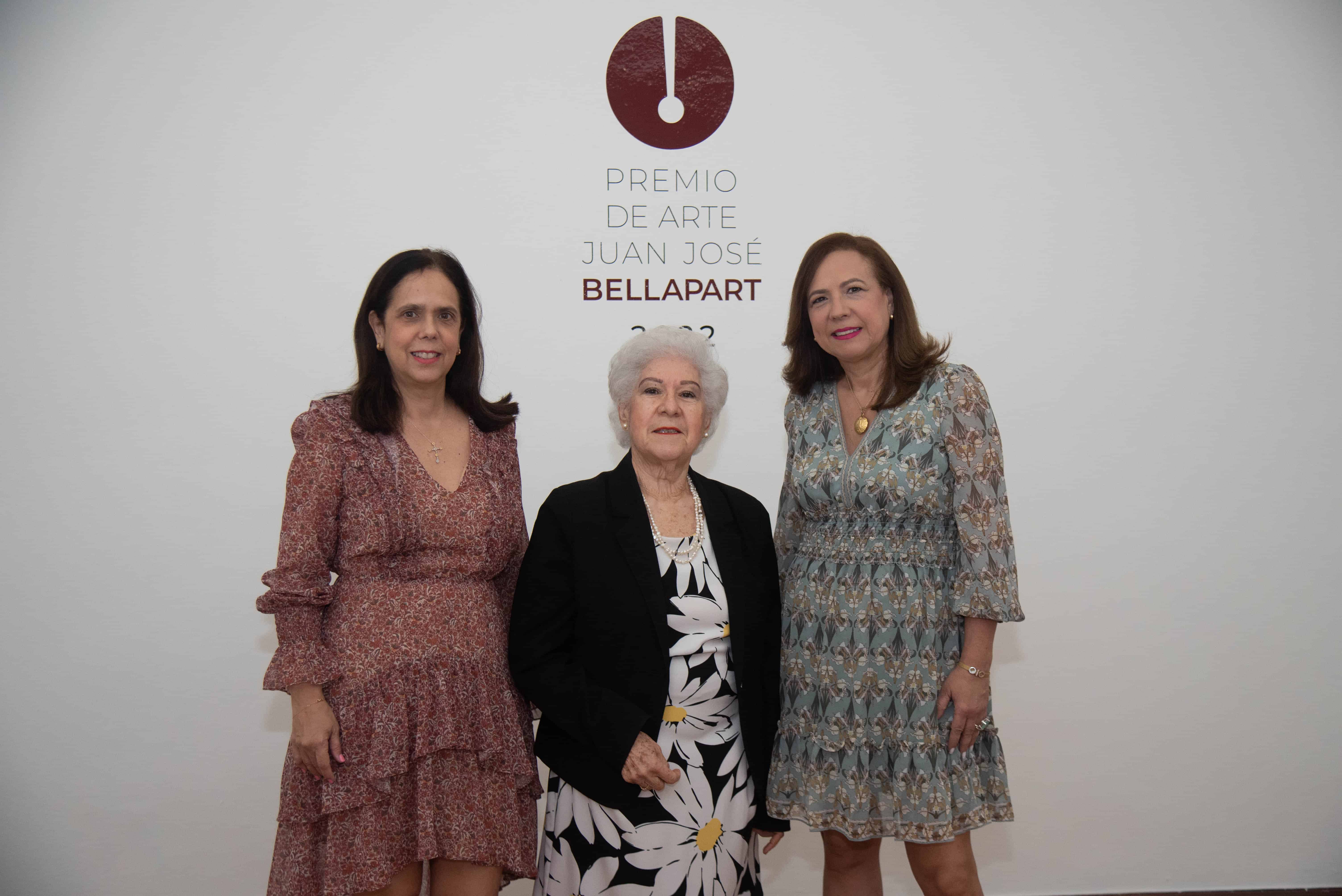 Maribel Bellapart, Myrna Guerrero y Maripili Bellapart.