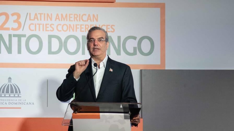 El gobierno insta a los empresarios a invertir en sector logístico de RD El gobierno insta a los empresarios a invertir en sector logístico de RD
