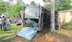 Al menos dos estudiantes muertos por impacto de camión en una escuela en Sánchez, Samaná