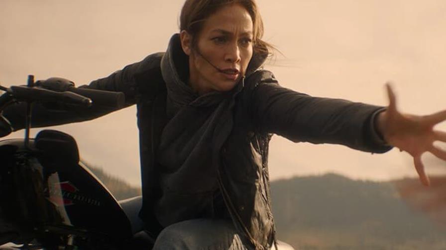 Jennifer López regresa al drama con The Mother, una asesina que busca proteger a su hija