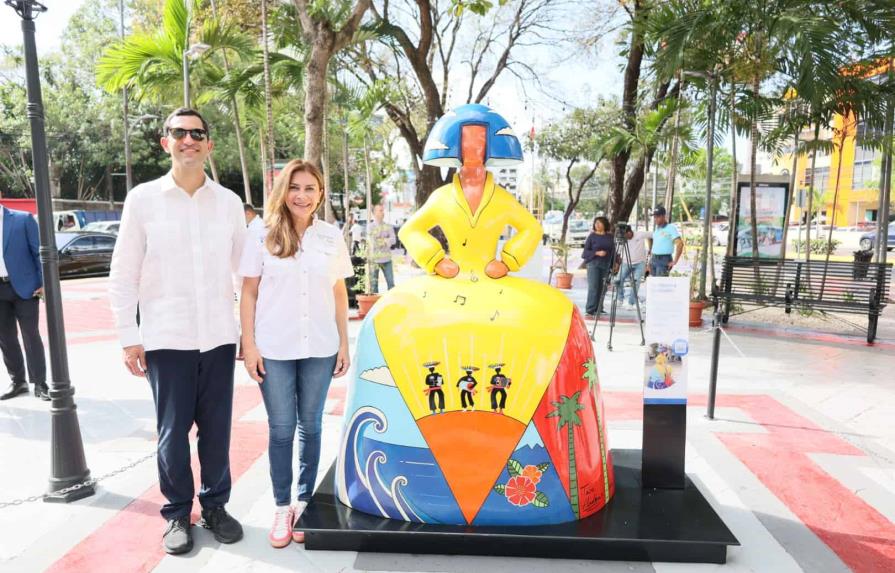 Exponen “La Menina Caribeña” en el Parque La Lira de Santo Domingo