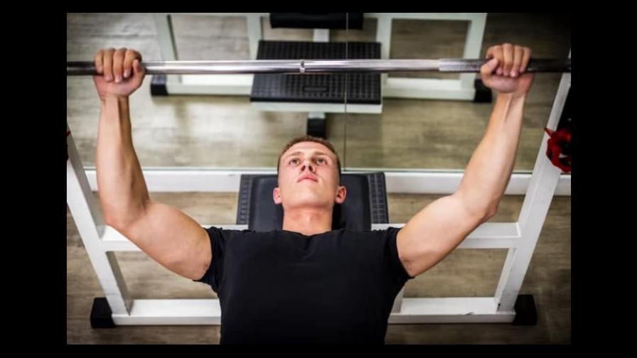 Cómo hacer una rutina de ejercicios para mejorar la fuerza muscular Cómo hacer una rutina de ejercicios para mejorar la fuerza muscular