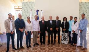 Medio Ambiente aumentará matrícula de estudiantes becados en su Instituto de Estudios Superiores 