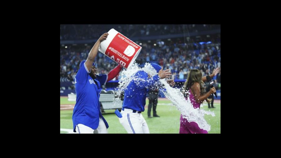 Kiermaier aporta jonrón y atrapada a triunfo de Azulejos