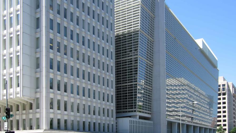 El Banco Mundial pone la primera piedra de su reforma