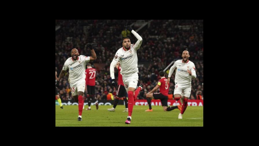 Sevilla remonta y salva empate ante Man United Sevilla remonta y salva empate ante Man United