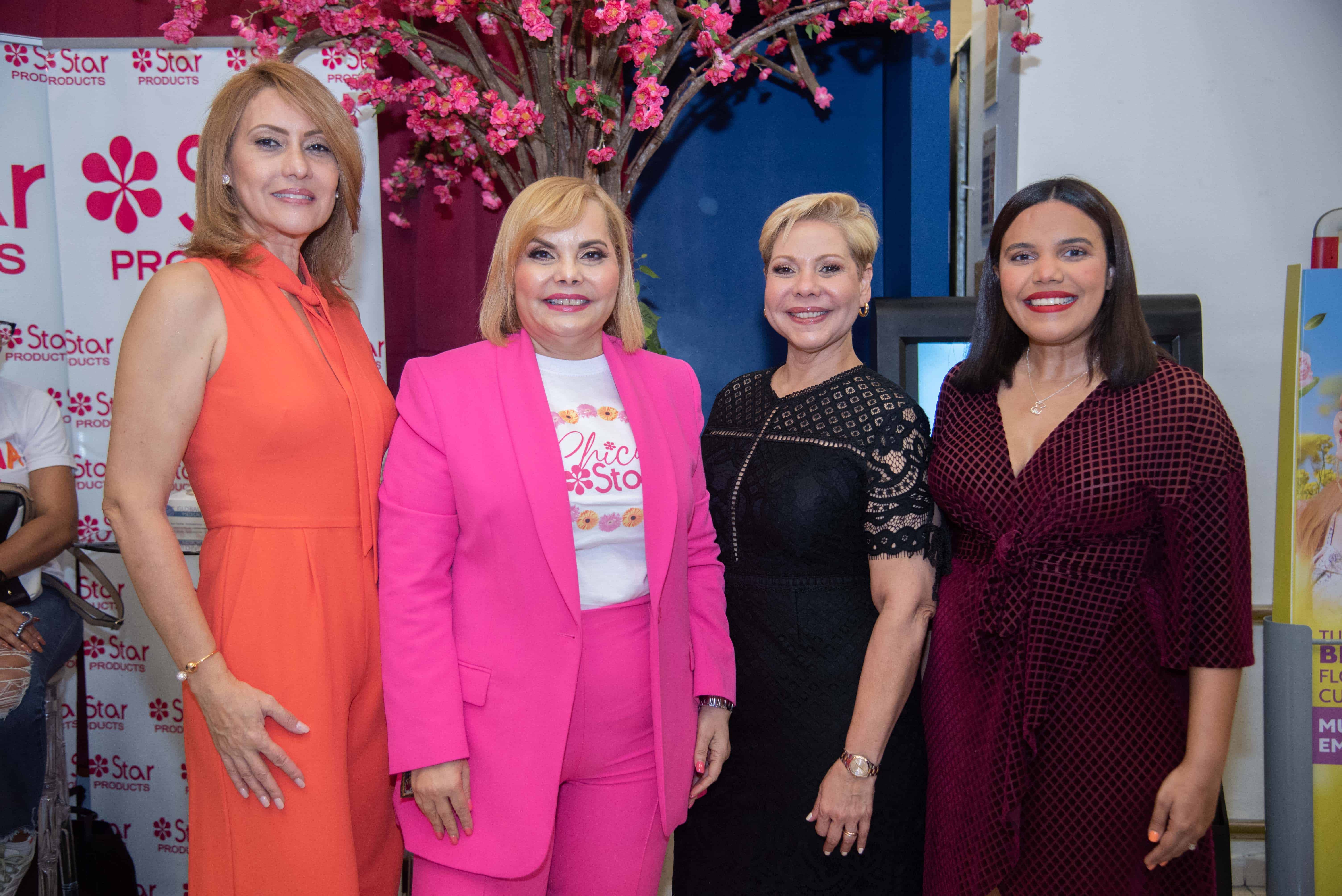 Iluminada Chevalier, Rommy Grullón, Gina Grullón y Rommy Pichardo.