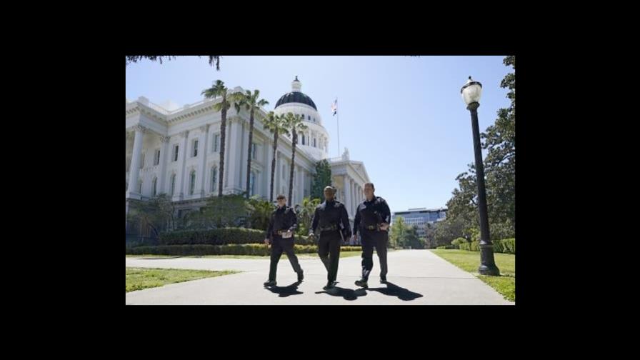 Arrestan al responsable de amenaza que provocó evacuación del Capitolio de California