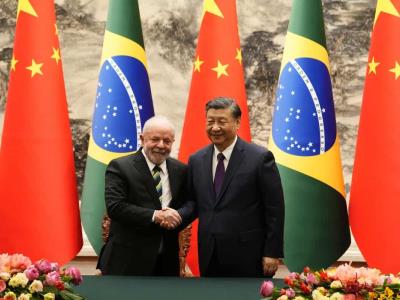 Lula se reúne con presidente chino Xi Jinping