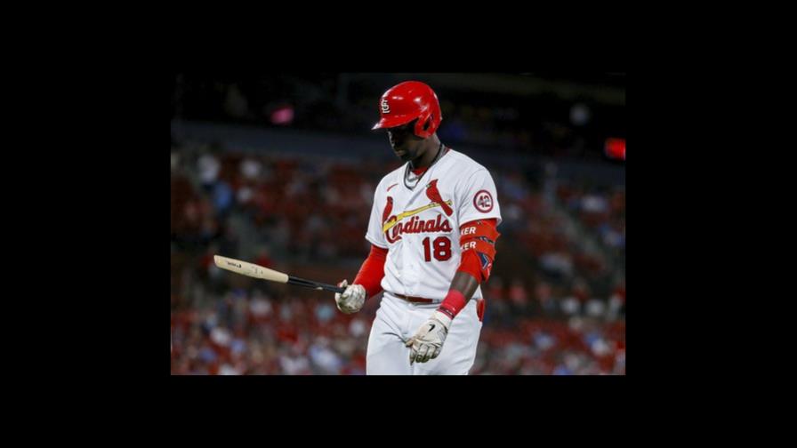 Racha de hits de Walker acaba en 12, Cards caen ante Piratas