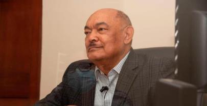 La historia detrás de la icónica frase de Ramón Alburquerque “Entren tó” La historia detrás de la icónica frase de Ramón Alburquerque “Entren tó”