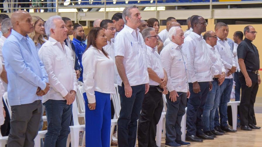 Reinauguran Polideportivo de Los Alcarrizos tras una inversión de RD$21 millones