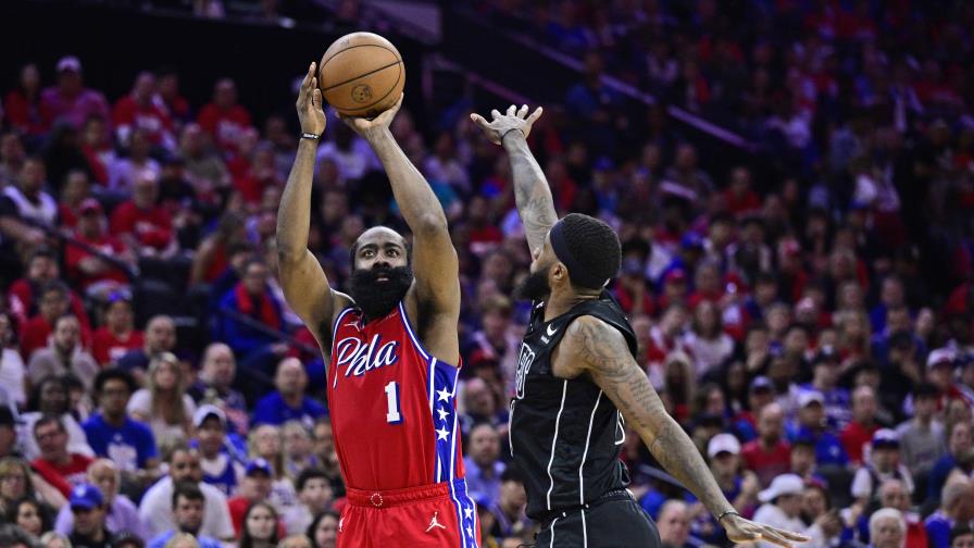 Experiencia y calidad de los 76ers pesan; vencen a los Nets