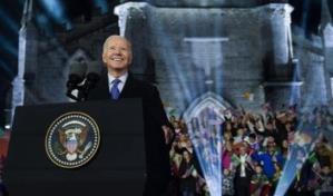 Biden atrae a una enorme multitud antes de partir de Irlanda
