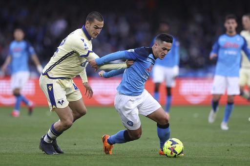 Napoli alcanza tregua y recupera a Osimhen pero empata sin goles