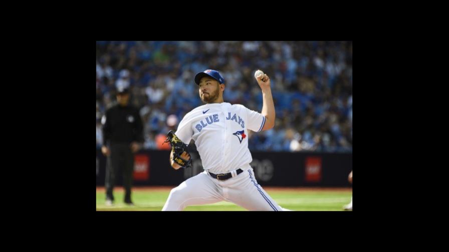 Kikuchi poncha a 9; Azulejos propinan 2da derrota a Rays