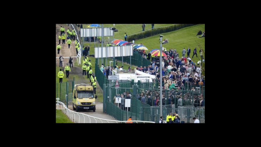 Arrestan a manifestantes afuera del Grand National