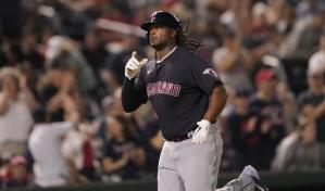 Bell se estrena con jonrón en los Guardianes frente a Nacionales