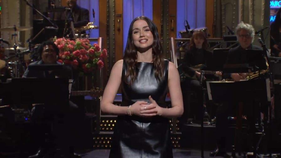 Ana de Armas inicia en español su monólogo de Saturday Night Live Ana de Armas inicia en español su monólogo de Saturday Night Live
