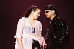 Rosalía sube la temperatura de Coachella y su beso con Rauw Alejandro Rosalía sube la temperatura de Coachella y su beso con Rauw Alejandro