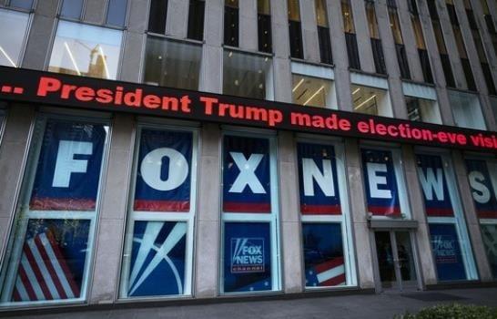 Los ejecutivos y estrellas de Fox News declararán en caso por difamación