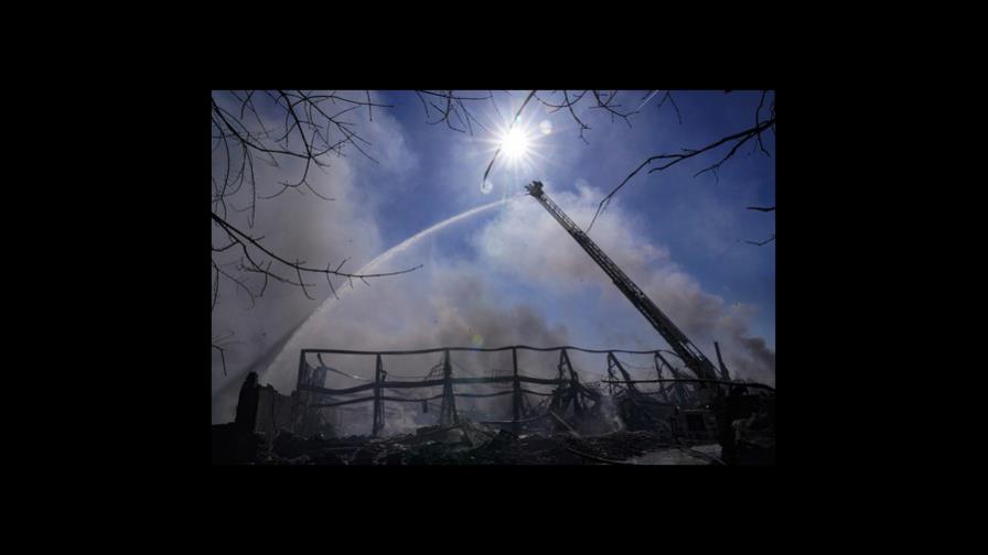 Indiana: Retiran orden de evacuación por incendio industrial Indiana: Retiran orden de evacuación por incendio industrial