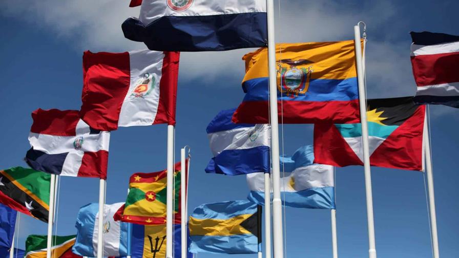 Latinoamérica y su relación con EEUU, a debate en los diálogos de EFE