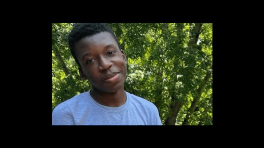 Adolescente negro recibe disparo en la cabeza tras tocar el timbre de una casa por error en EEUU