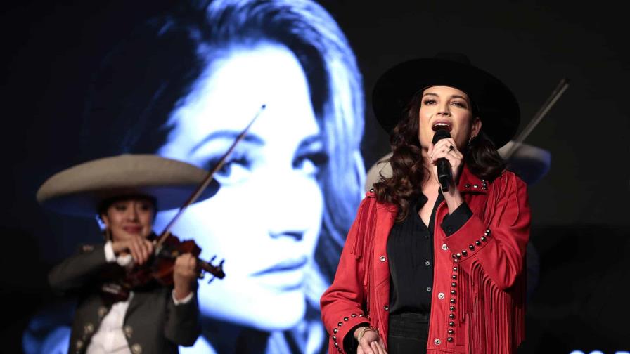 Natalia Jiménez ante su gira en México: Me cuesta aceptar mi éxito a veces